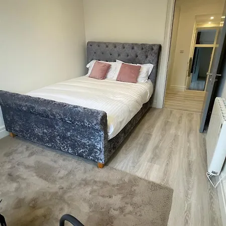 Spire Entire No Kitchen * דבלין